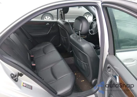 2003 Mercedes-Benz C 240 from USA, damaged, VIN WDBRF61J83A411899